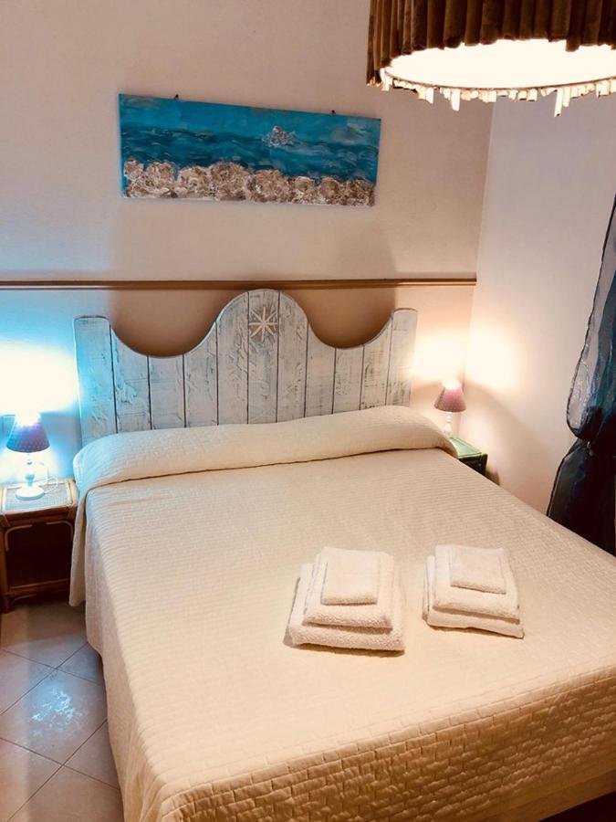 B&B Le Quattro Stagioni La Maddalena  Luaran gambar